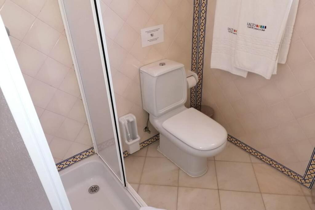 Luxury Modern T2 Ocean View - Free Parking - Pool Apartamento Alvor Exterior foto