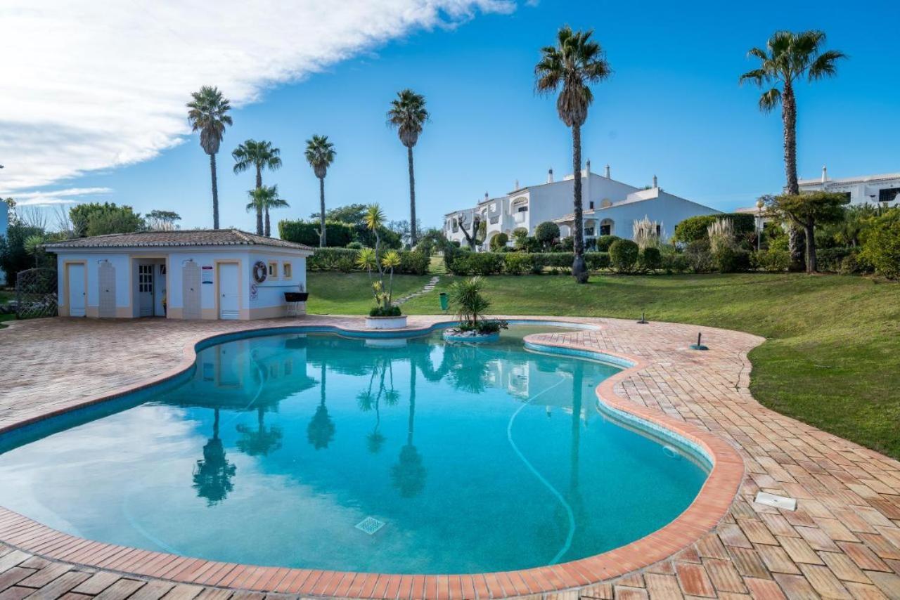 Luxury Modern T2 Ocean View - Free Parking - Pool Apartamento Alvor Exterior foto
