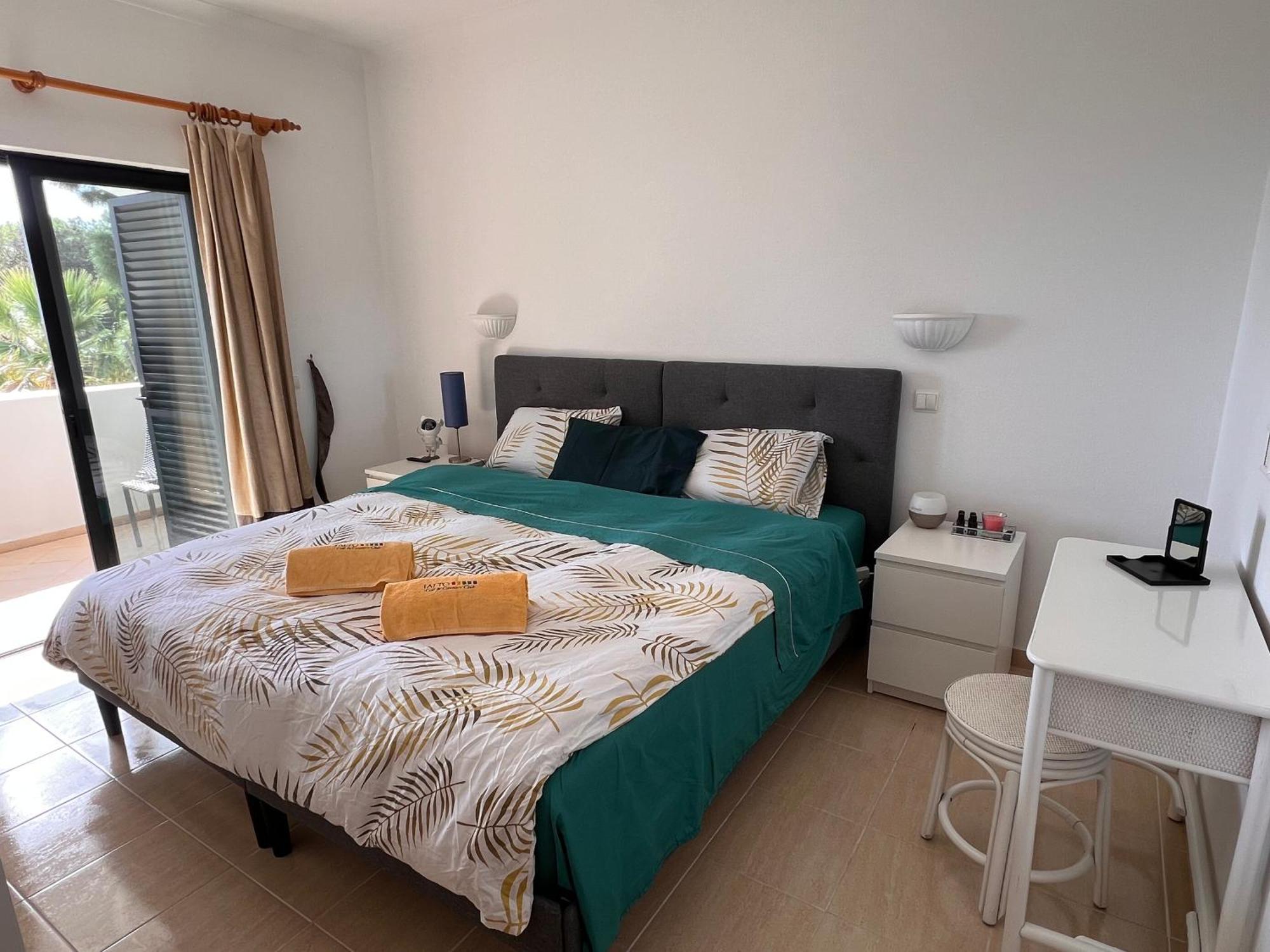 Luxury Modern T2 Ocean View - Free Parking - Pool Apartamento Alvor Exterior foto